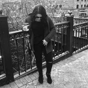 Meet your Posher, Emeline